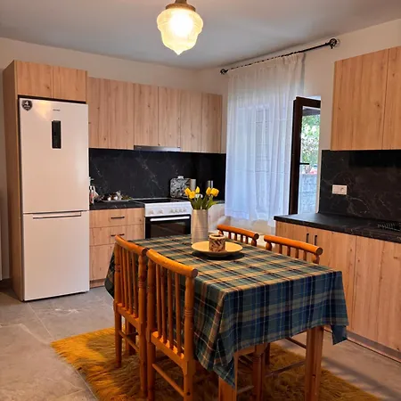 Mountain Nest A Apartament Eláti